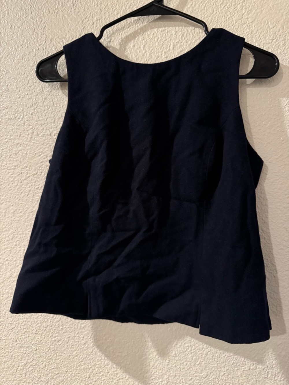 Valerie Stevens Navy Sleeveless Scoop Neck Tank